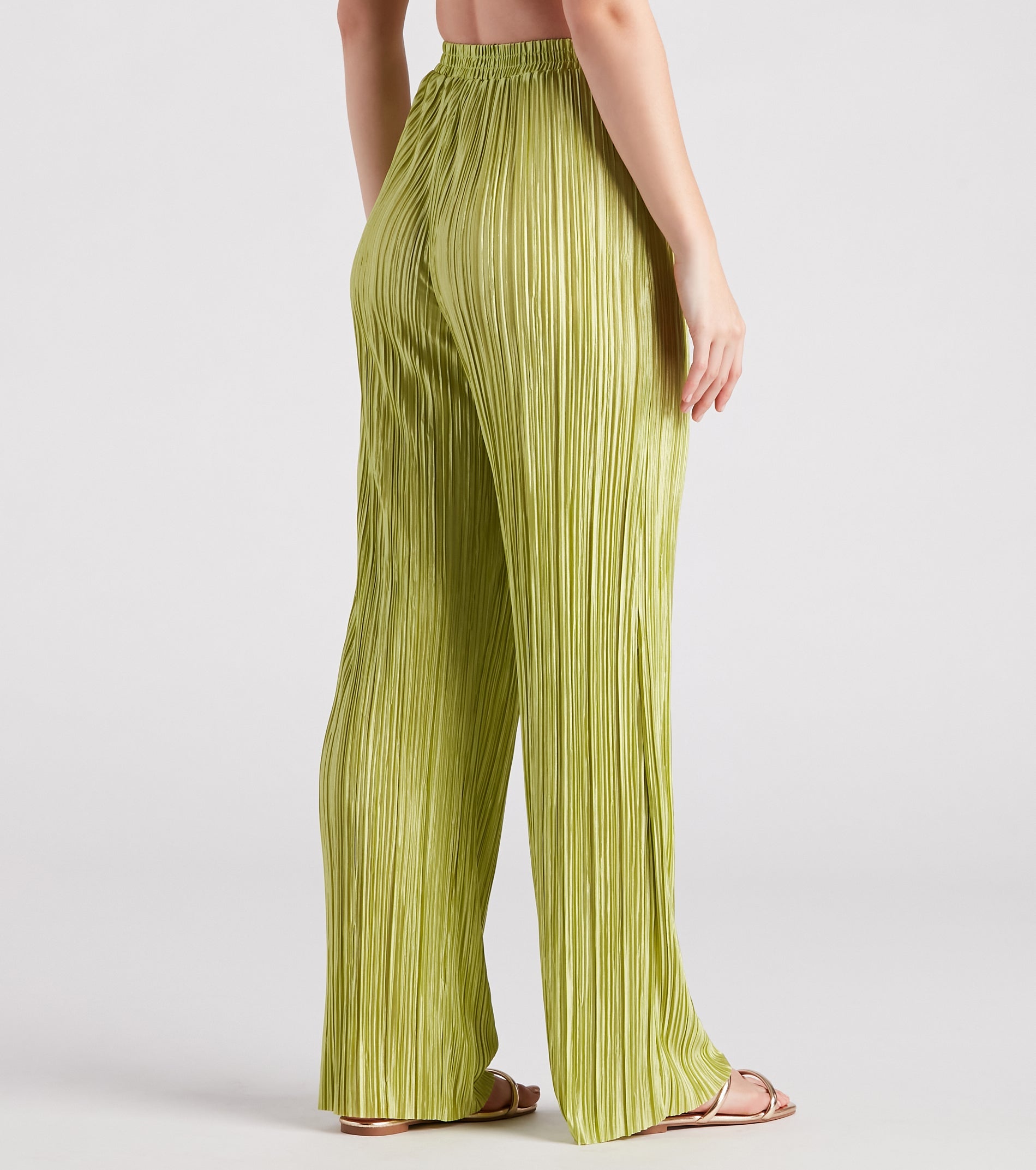 Island Guru Pleated Wide Leg Pants